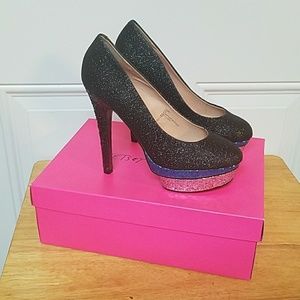 🔥BETSEY JOHNSON HEELS